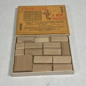 Rare Vintage 1927 Ching-Foo Klotski Wood Sliding Puzzle